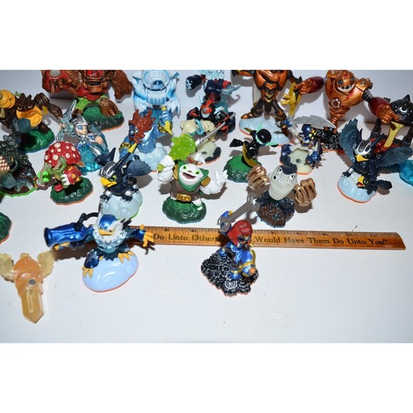 Skylanders Giants Spyro Adventure Mixed Lot figures - Picture 12 of 16